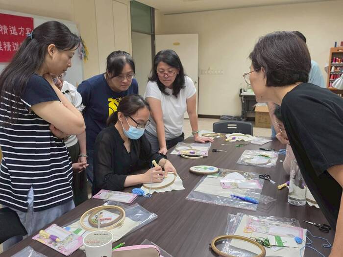 【工作坊】台灣景點刺繡、俄羅斯刺繡-2026/06/06圖片