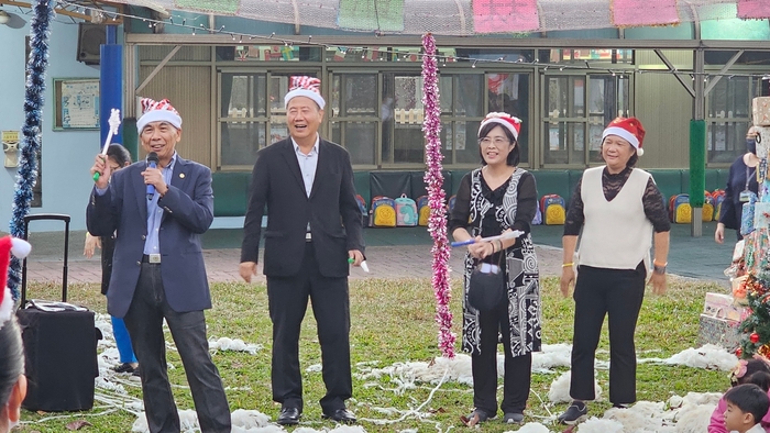 漢家幼兒園森林耶誕村點燈圖片