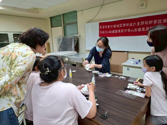 【工作坊】上午場/兔子別針、下午場/貓熊別針-2026/04/11圖片