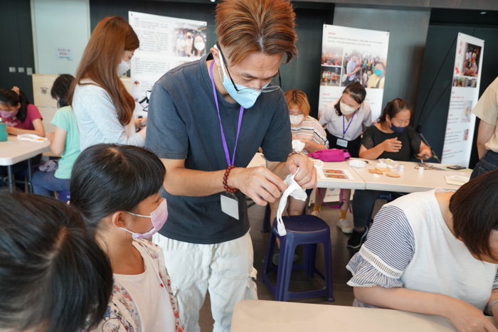 【活動】南應大善盡社會責任--用刺繡技藝傳承體驗圖片